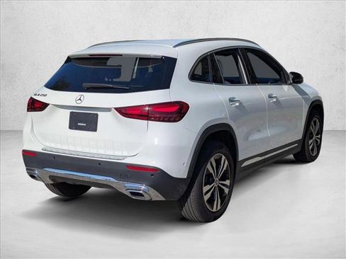Used 2024 Mercedes-Benz GLA 250 image 3