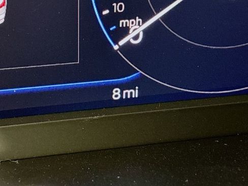 New 2026 Volkswagen Taos SEL image 13