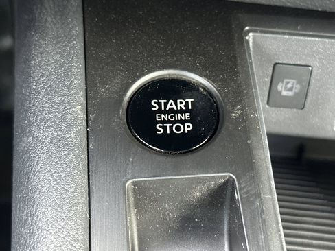 New 2026 Nissan Kicks SV w/ SV Premium Package image 19