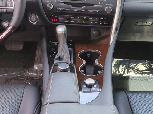 Used 2018 Lexus RX 350 350 w/ Premium Package image 17