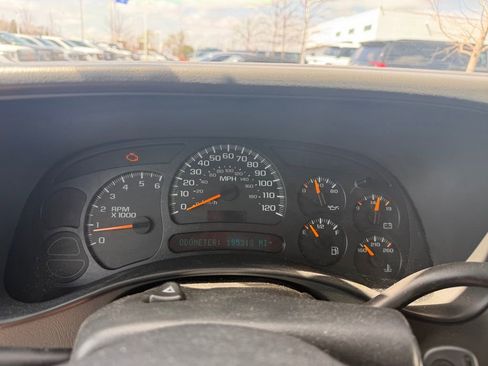 Used 2005 Chevrolet Silverado 1500 4x4 Extended Cab w/ Light Duty Power Package image 17