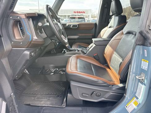 Used 2022 Ford Bronco Outer Banks w/ Sasquatch Package image 27