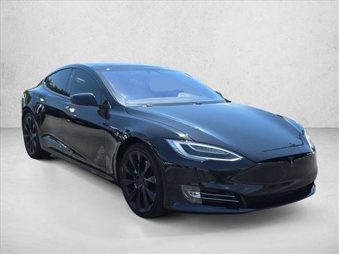 Used 2018 Tesla Model S 100D AWD/4WD image 3