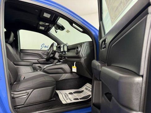 New 2025 Chevrolet Colorado Trail Boss w/ Midnight Edition image 16