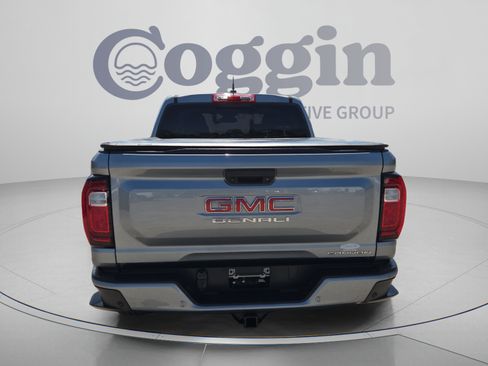 Used 2023 GMC Canyon Denali AWD/4WD image 4