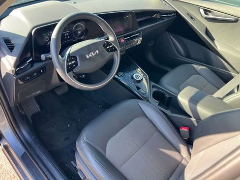 Certified 2025 Kia Niro Wind w/ Wind Preserve Package image 15