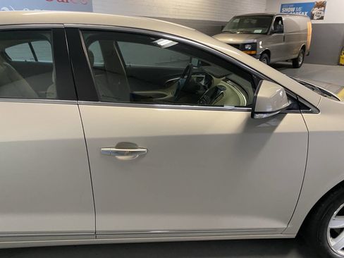 Used 2010 Buick LaCrosse CXL w/ Entertainment Package image 18