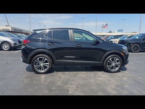 Certified 2023 Buick Encore GX Select AWD/4WD image 9