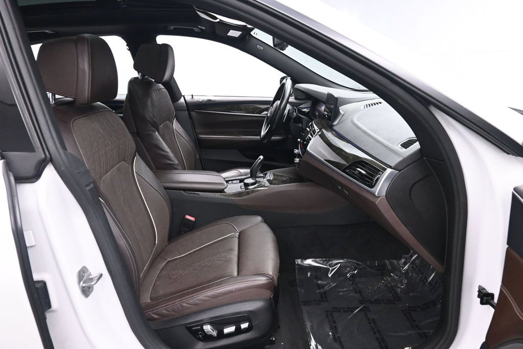 Used 2019 BMW 640i Gran Turismo xDrive w/ Luxury Seating Package AWD/4WD image 22