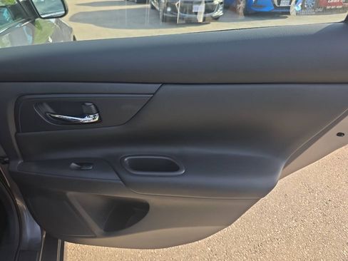 Used 2017 Nissan Altima 2.5 S w/ Power Driver Seat Package FWD image 23