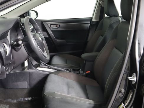 Used 2017 Toyota Corolla LE w/ Carpet Mat Package (TMS) FWD image 14
