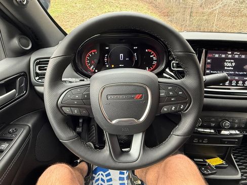 Used 2023 Dodge Durango AWD w/ Technology Group image 21