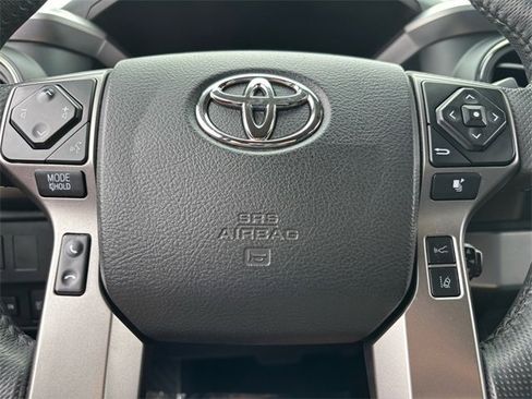 Used 2022 Toyota Tacoma SR5 image 34