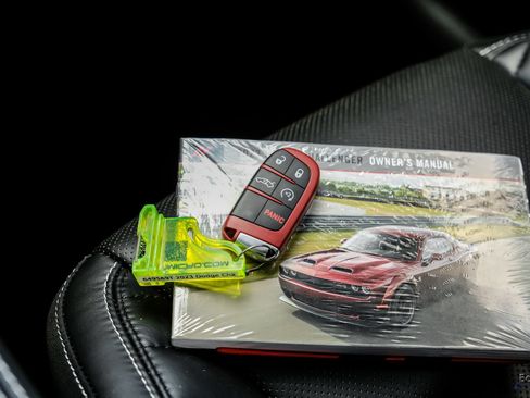 Used 2023 Dodge Challenger SRT Hellcat RWD image 91