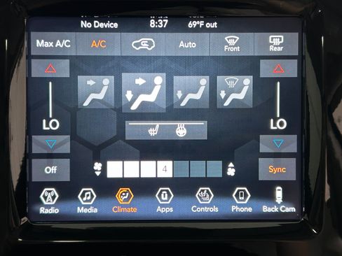 Used 2021 Jeep Cherokee Limited w/ Trailer Tow Group AWD/4WD image 7