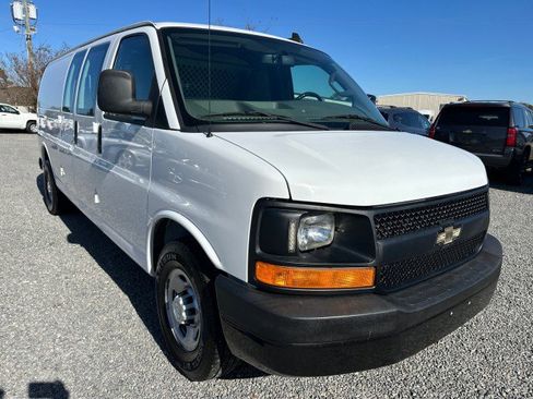 Used 2016 Chevrolet Express 2500 Extended image 4