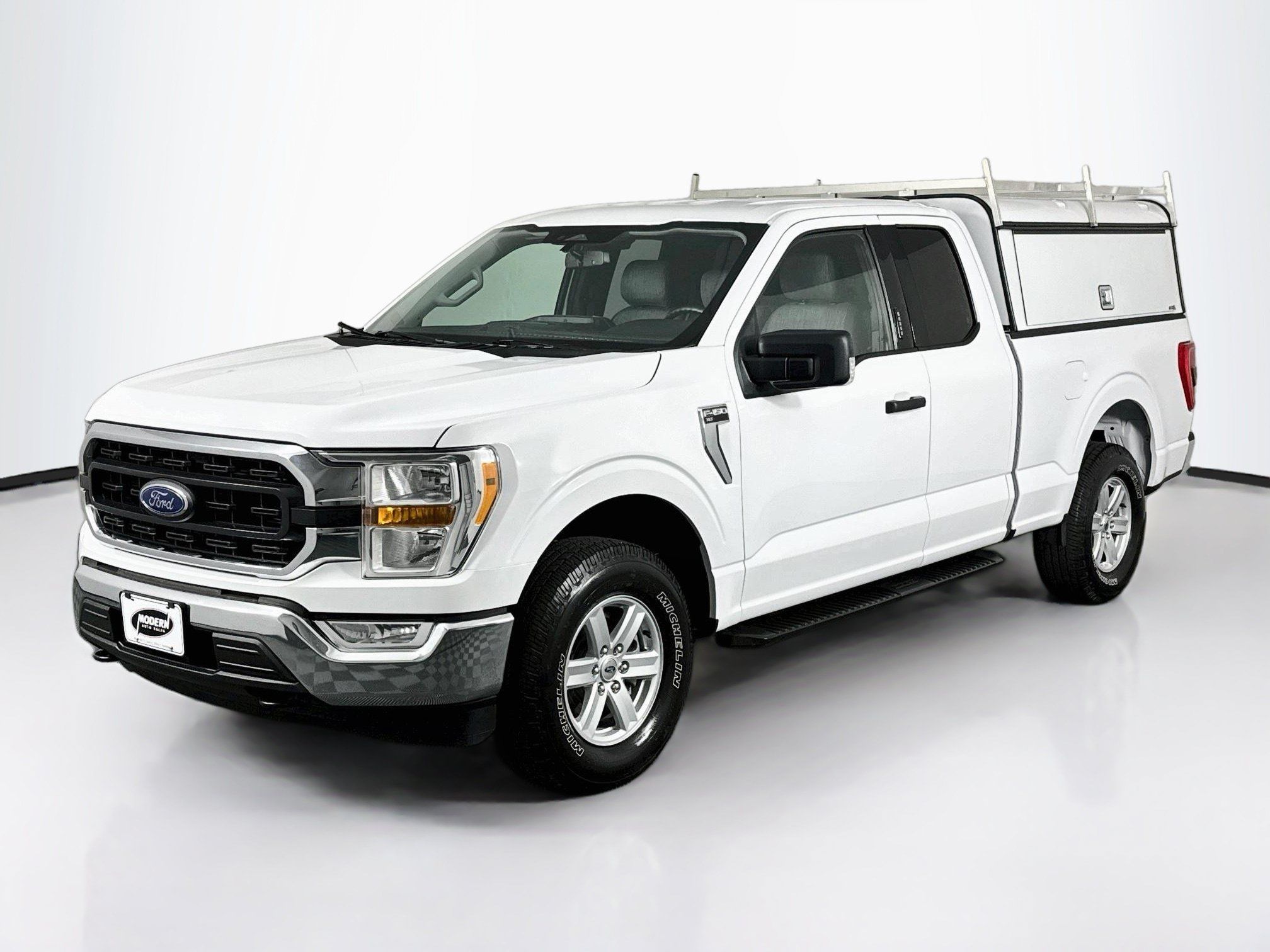 Used 2021 Ford F150 XLT w/ Equipment Group 301A Mid AWD/4WD image 10
