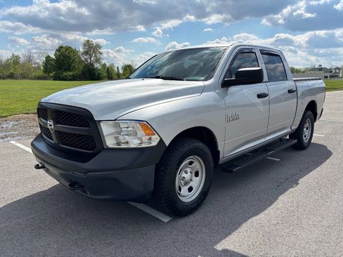 Used 2016 RAM 1500 Tradesman w/ Popular Equipment Group AWD/4WD image 3