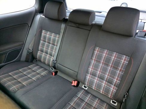 Used 2013 Volkswagen GTI 2-Door image 26