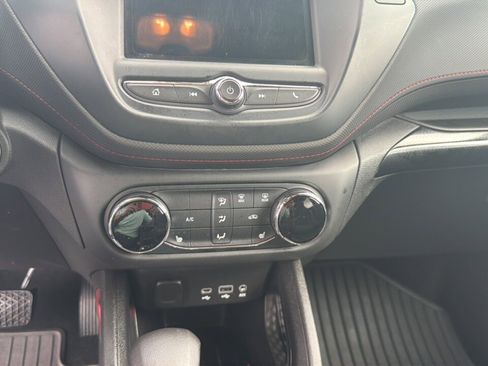 Used 2022 Chevrolet TrailBlazer RS image 18