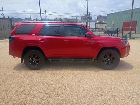 Used 2023 Toyota 4Runner SR5 RWD image 15