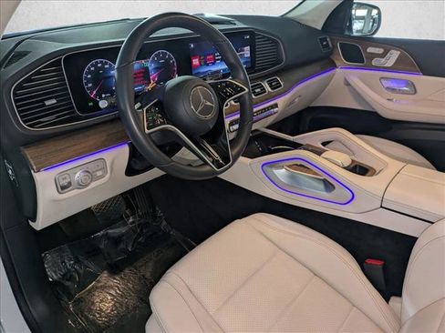 Certified 2025 Mercedes-Benz GLE 350 4MATIC image 9