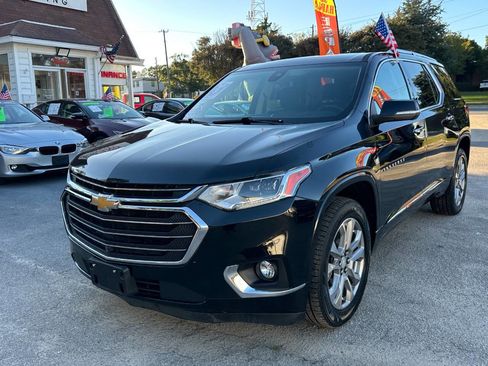 Used 2021 Chevrolet Traverse Premier image 35