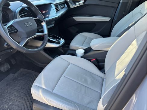 Used 2022 Audi Q4 e-tron Prestige image 5