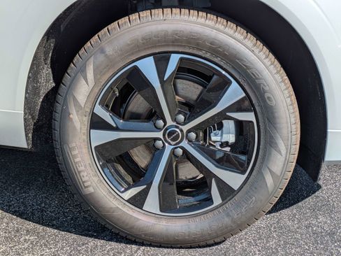 New 2026 Volvo XC60 B5 Core image 11