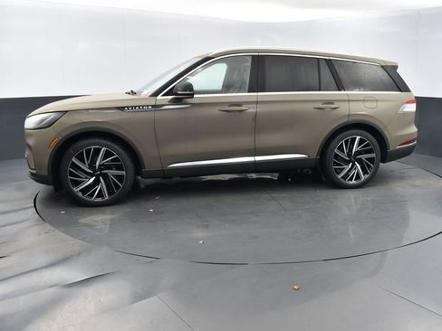 New 2025 Lincoln Aviator Reserve w/ Equipment Group 201A image 5