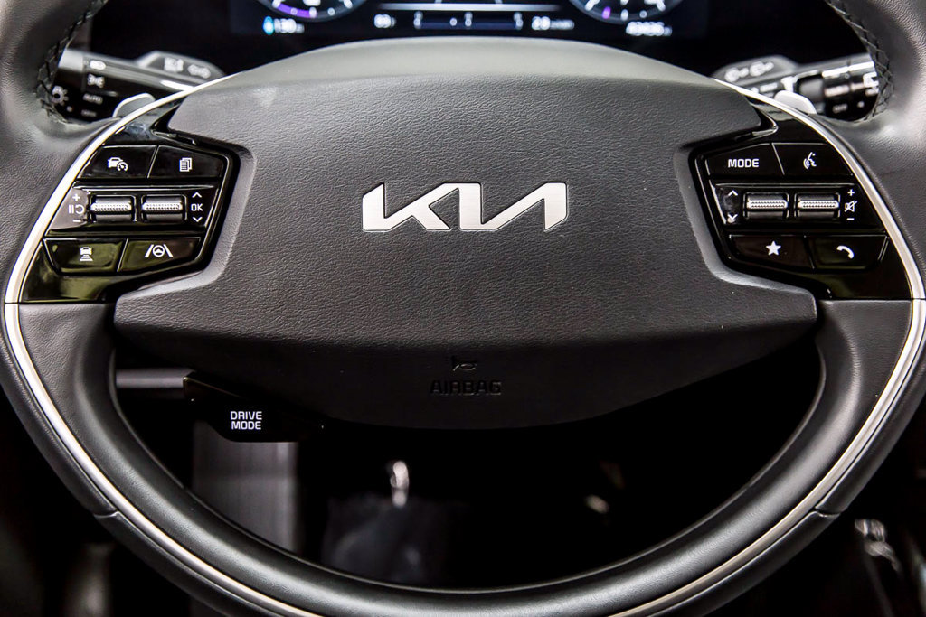 Used 2023 Kia Niro Wind FWD image 25