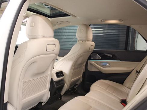 Used 2020 Mercedes-Benz GLE 350 w/ Premium Package image 32