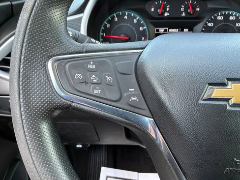 Used 2021 Chevrolet Malibu LS FWD image 15