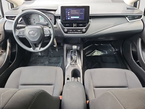 Used 2025 Toyota Corolla LE FWD image 16