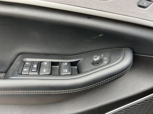 Used 2024 Jeep Grand Cherokee Limited 4xe image 16