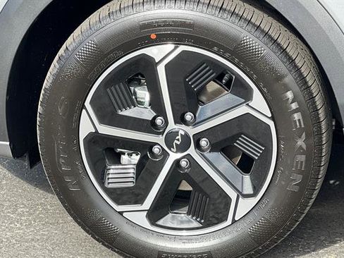 New 2026 Kia Niro LX FWD image 31