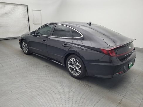 Used 2023 Hyundai Sonata SEL w/ Preferred Accessory Package FWD image 3