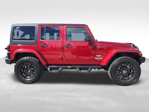 Used 2013 Jeep Wrangler Unlimited Sahara w/ Trailer Tow Group AWD/4WD image 17