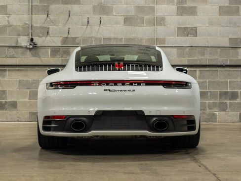 Used 2020 Porsche 911 Carrera 4S AWD/4WD image 6