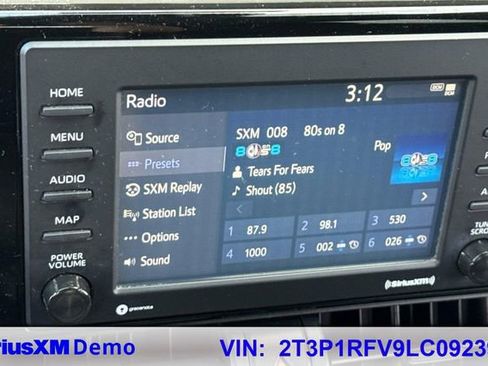 Used 2020 Toyota RAV4 XLE image 28