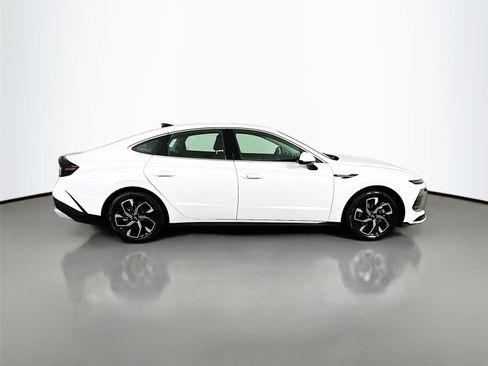 Used 2025 Hyundai Sonata SEL image 8