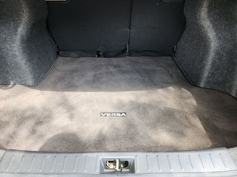 Used 2021 Nissan Versa SV image 23