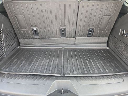 Used 2025 Chevrolet Tahoe LT w/ Comfort Package RWD image 27