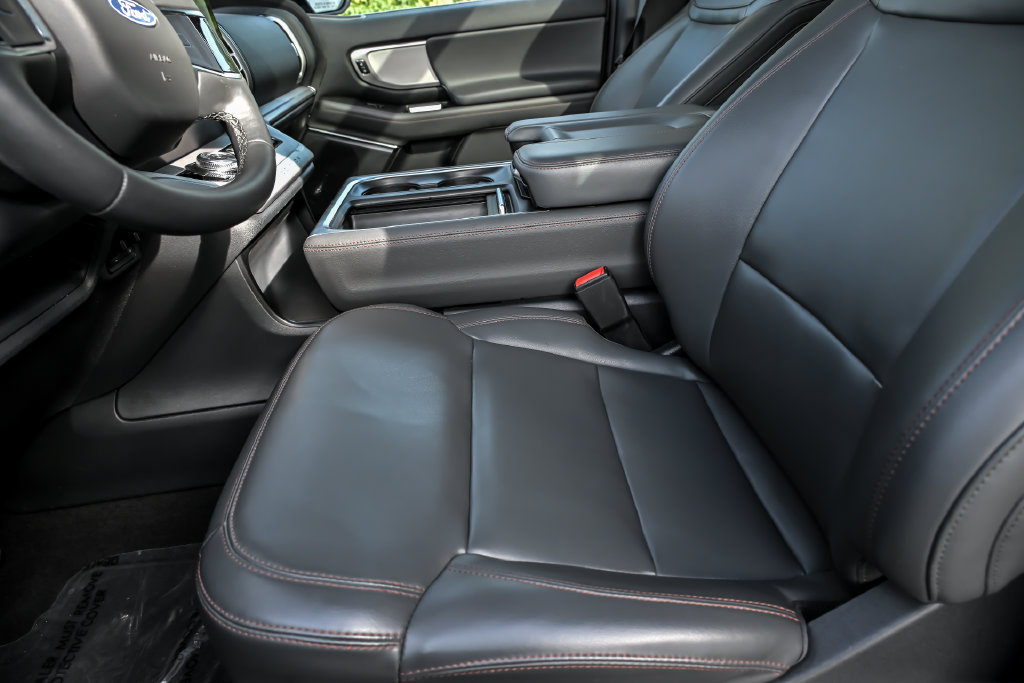 Certified 2025 Ford Expedition Max Active AWD/4WD image 12