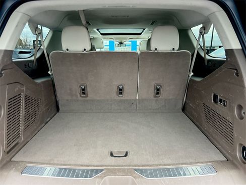 Used 2022 GMC Yukon XL Denali image 21