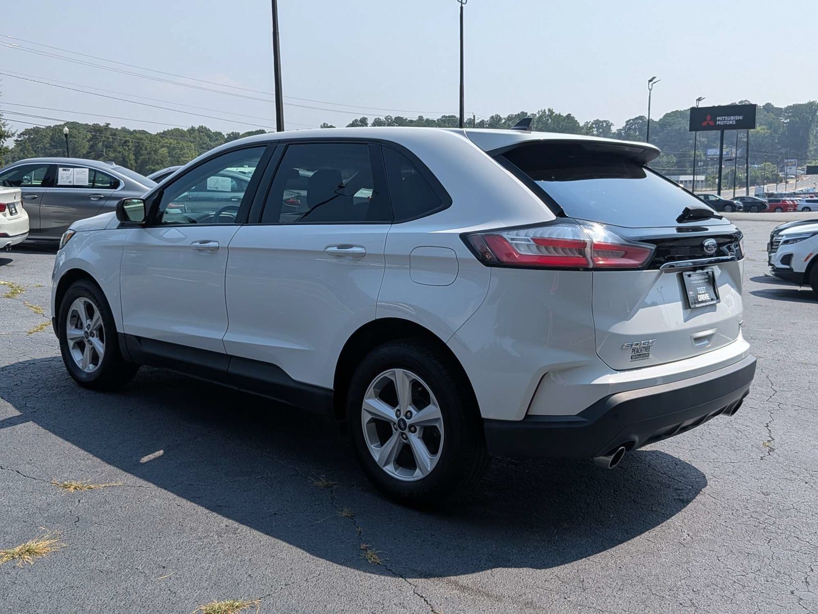Used 2020 Ford Edge SE AWD/4WD image 6