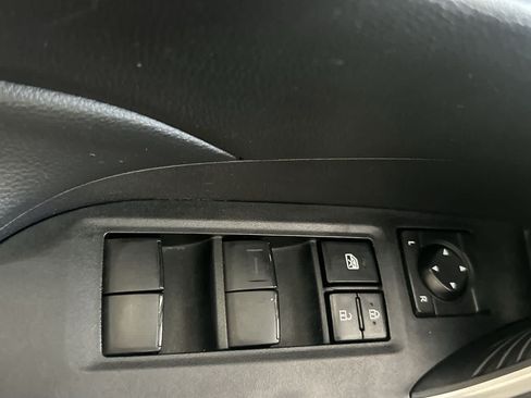 Used 2025 Toyota RAV4 LE AWD/4WD image 17