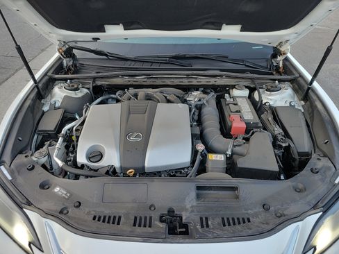 Used 2024 Lexus ES 350 w/ Accessory Package (Z1) image 26