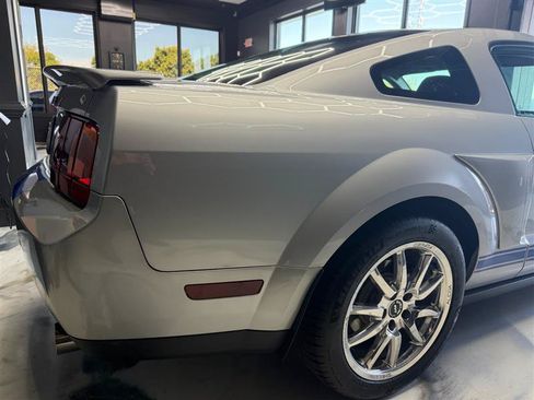 Used 2008 Ford Mustang Shelby GT500 RWD image 31