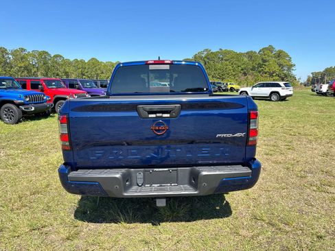 Used 2023 Nissan Frontier PRO-4X w/ Technology Package AWD/4WD image 4